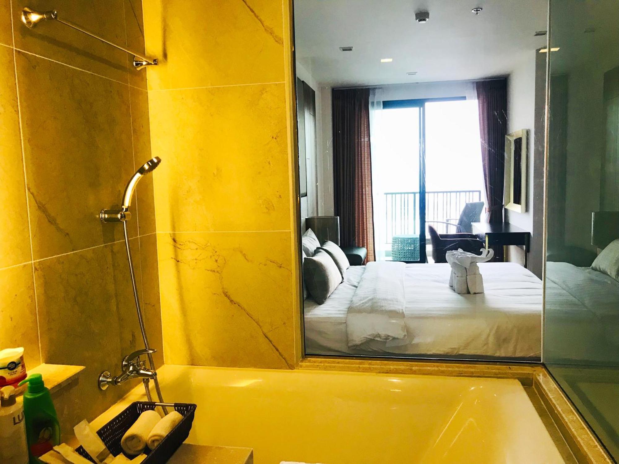 The Astra Suites Čiang Mai Exteriér fotografie