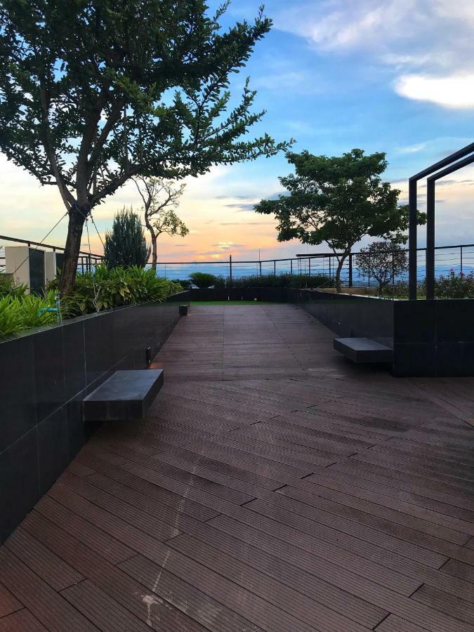 The Astra Suites Čiang Mai Exteriér fotografie