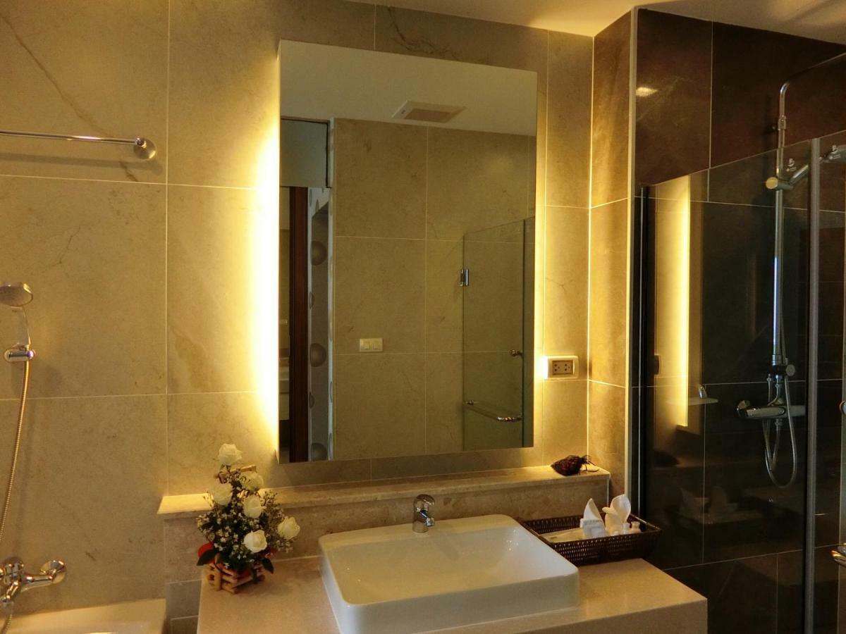 The Astra Suites Čiang Mai Exteriér fotografie