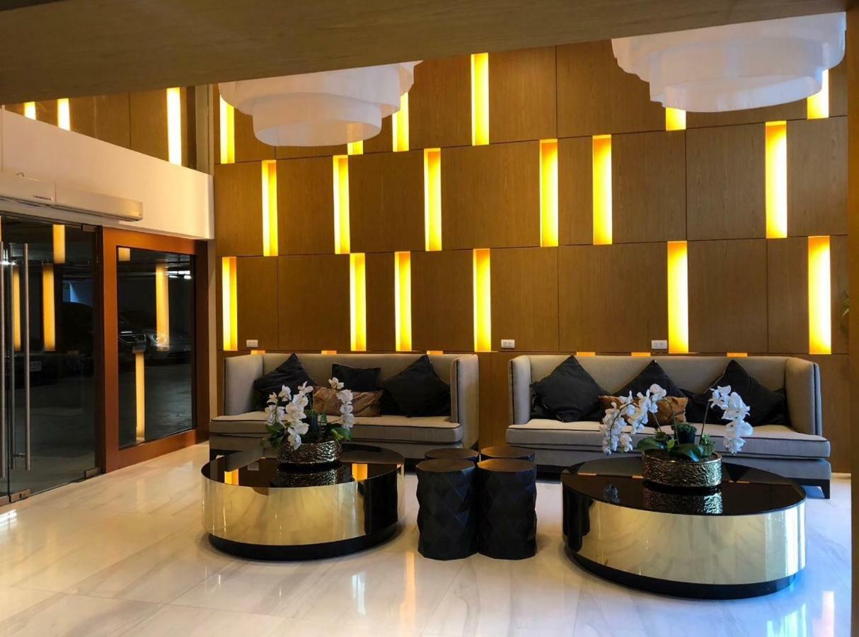 The Astra Suites Čiang Mai Exteriér fotografie